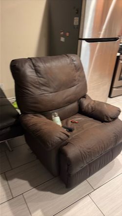 Recliner sofa