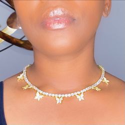 Get 1 Gold Butterfly Necklace Chunky VVS Clarity Vegan Diamonds 