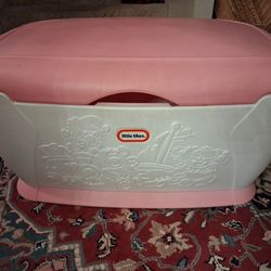 Little Tikes Giant Toy Box Chest Pink White