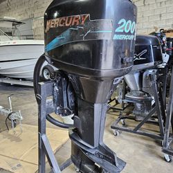 Clean Perfect Running 2004 Mercury 200 Hp Two Stroke Outboard Motor 
