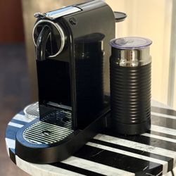 MAKE AN OFFER MOVING SALE   Nespresso CitiZ&Milk Limousine Black $100/OBO