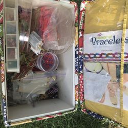 Cajita De Manualidades Trae Catálogo 