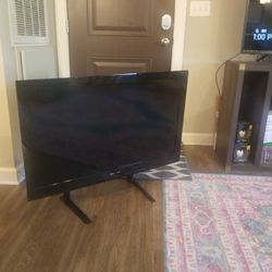 40'' HD TV With Remote
