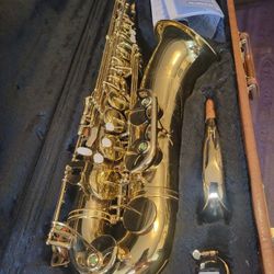Tenor Saxophone 