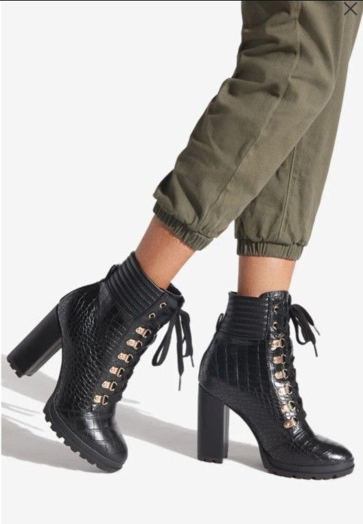 Shoedazzle Military Boots New W Box
