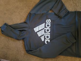 Adidas Sweatshirt