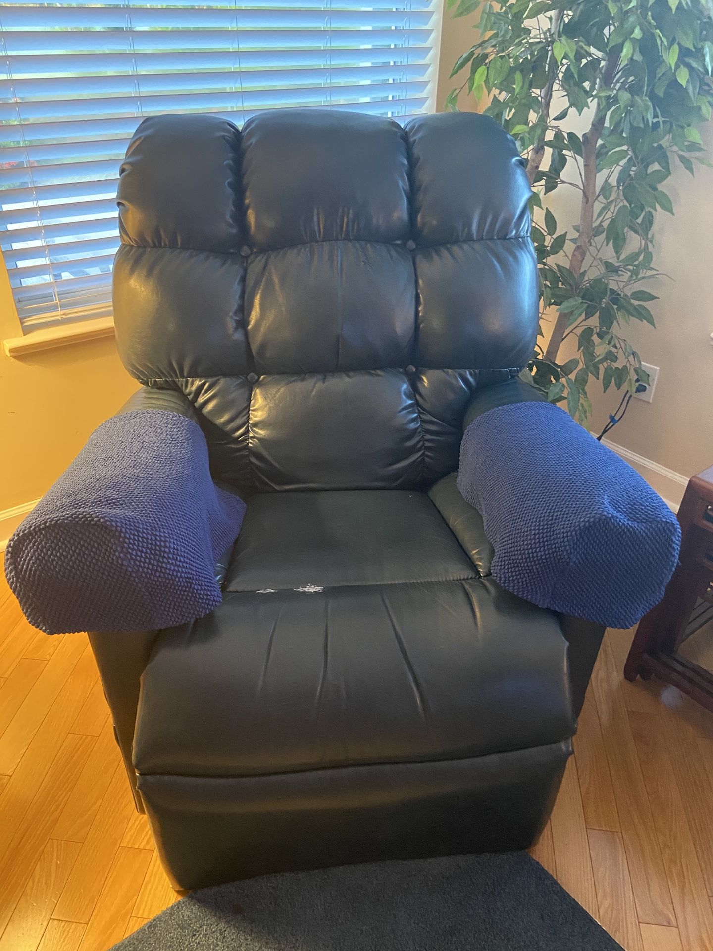 Power Lift Recliner for Sale in Indiantown, FL OfferUp