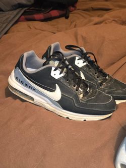 Nike Air Max size 11