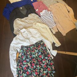 WOMEN’s LOT OF CLOTHES