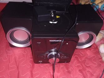 Magnavox MM442 CD Player + Bluetooth Double Speaker System