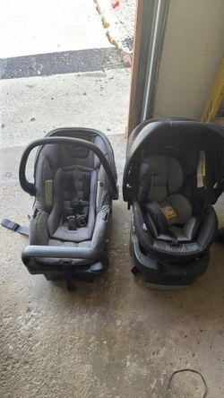 Free car seats with bases