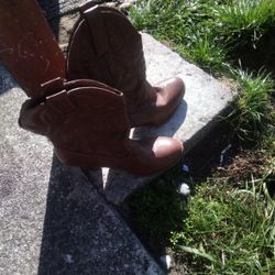  Boots  Size 9  1/2