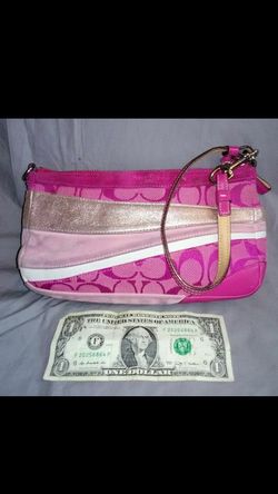 Small Coach wristlet- No.H043-1439