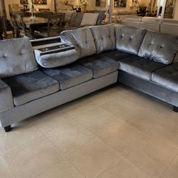 Sectional Sofa Gray Color 