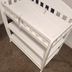Delta Children Changing Table