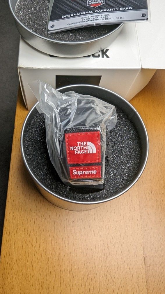 Supreme North face Casio 