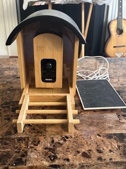 Smart bird feeder