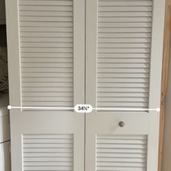 SHUTTER FOLDING DOORS