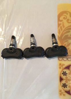 2008 Honda Pilot sensores for rims original on the dealer price is $120 each