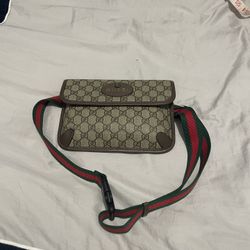 Gucci Neo Vintage Supreme Crossbody Belt Bag