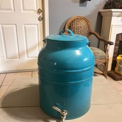 Lemonade jug