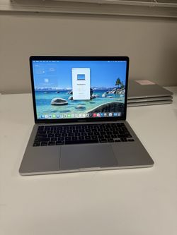 Apple 13” MacBook Pro 2022 Touch Bar M2 16gb RAM 512gb SSD macOS Tahoe Thunderbolt 