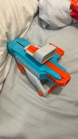 Nerf adventure force gauntlet blaster