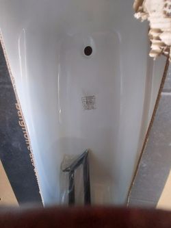 Firenze Tub 18 Inches Deep New In Box