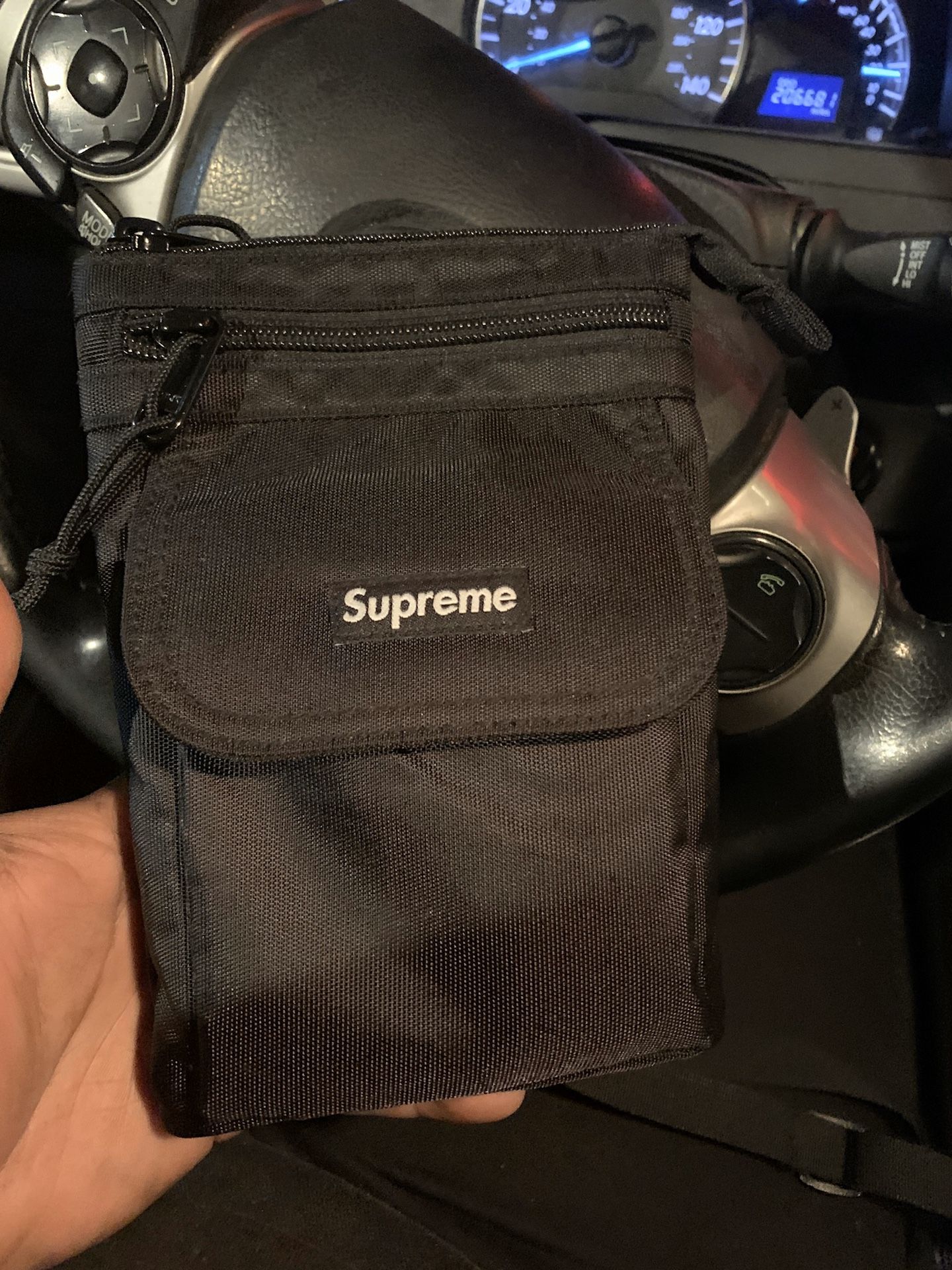 Supreme shoulder bag