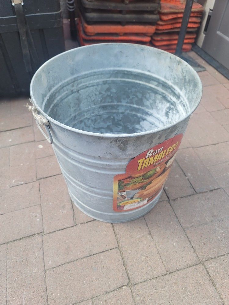 Bote Tamale Steamer Bucket $10