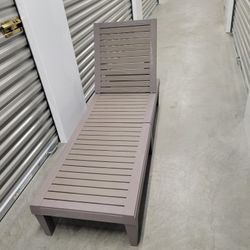 Brown 2-Piece Plastic Patio Chaise Lounge Recliner Adjustable