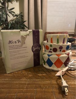 Retired Authentic Scentsy “It’s a Party” Premium Full-Size Electrical Wax Warmer