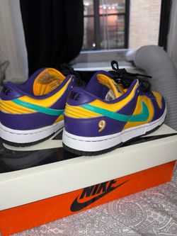 Lisa Leslie Dunks