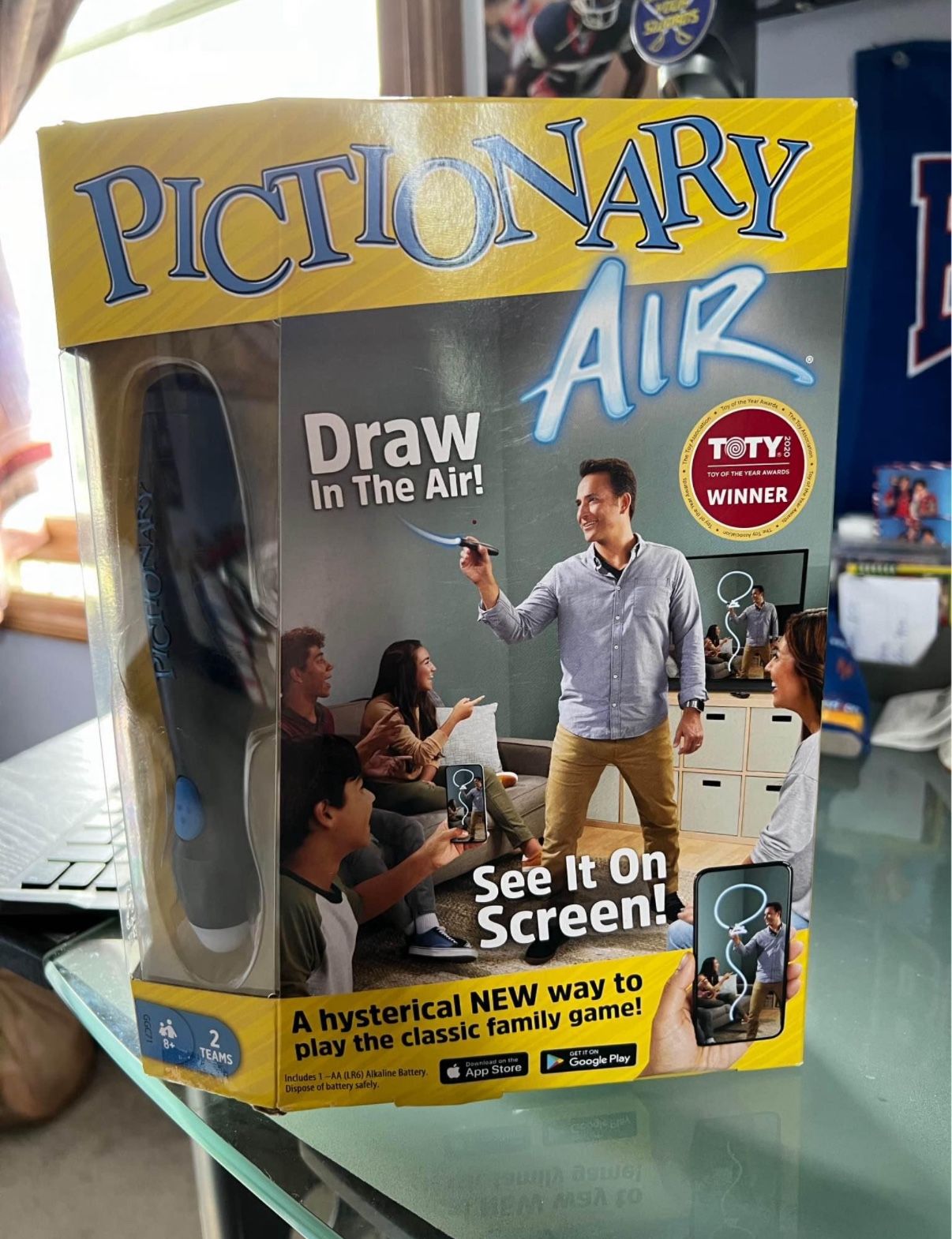 Mattel Game Pictionary Air Updated Classic Family Fun Game New