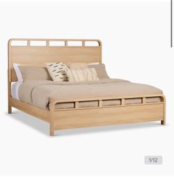 Lyndie Light Tone Panel Bed KING