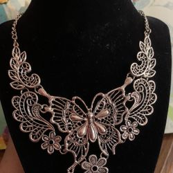 New - Unique Butterfly Drop Necklace