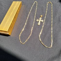 18k Gold PlatedNecklace set W Pendant