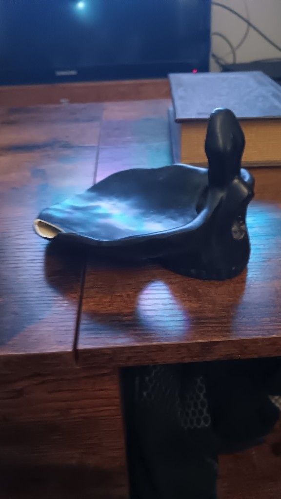 Gothic Glasses Holder