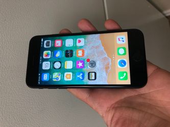 iPhone 7 128GB factory unlock for any network