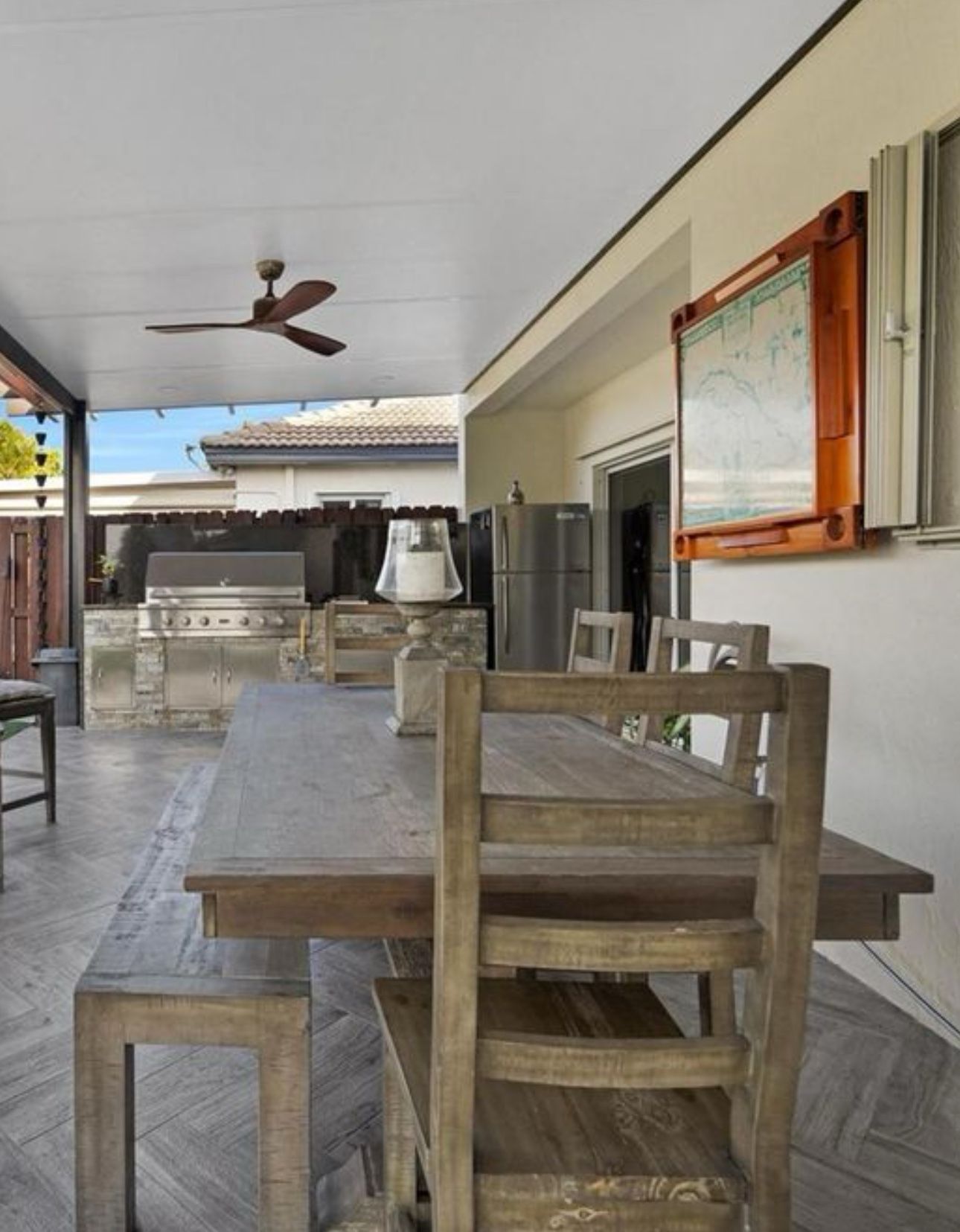 Dinning Table