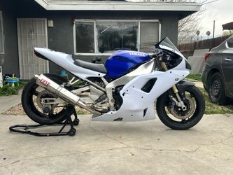 2001 Yamaha R1