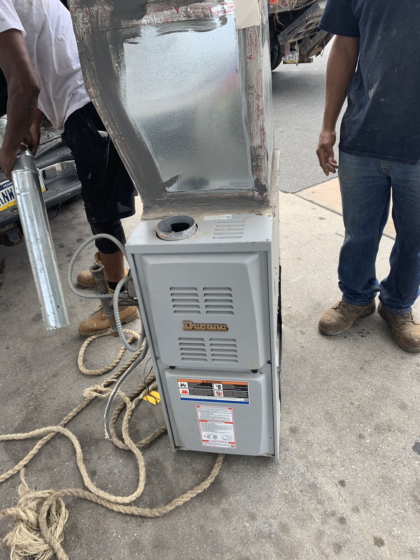 Heater and hot water tank