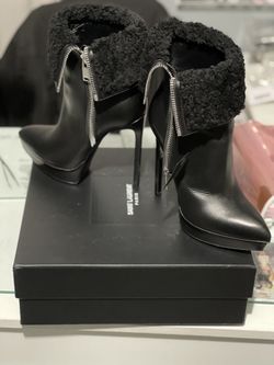 YSL AUTHENTIC ANKLE BOOTS