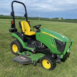 John Deere 1025r