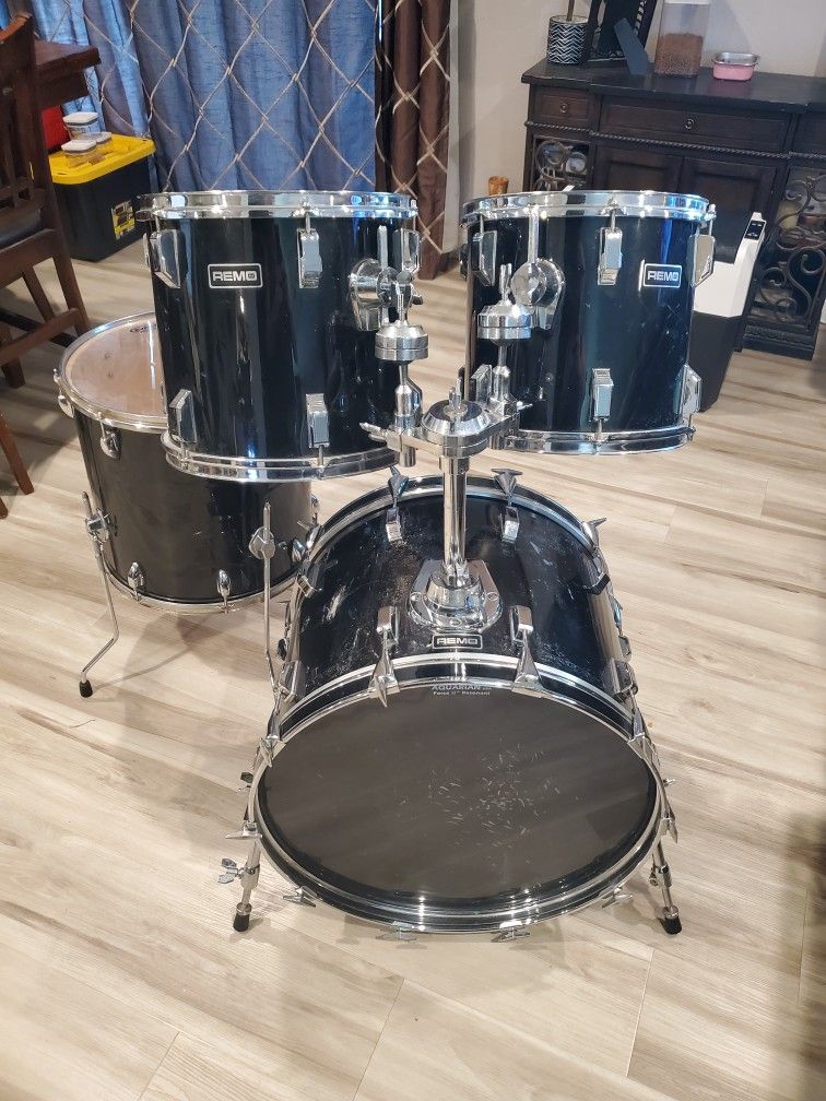 90's Remo Quadura 4 Piece Drum Set Shell Pack