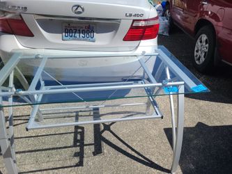 Glass computer table