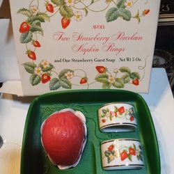 Vintage Set Of Napkin Rings And Soap