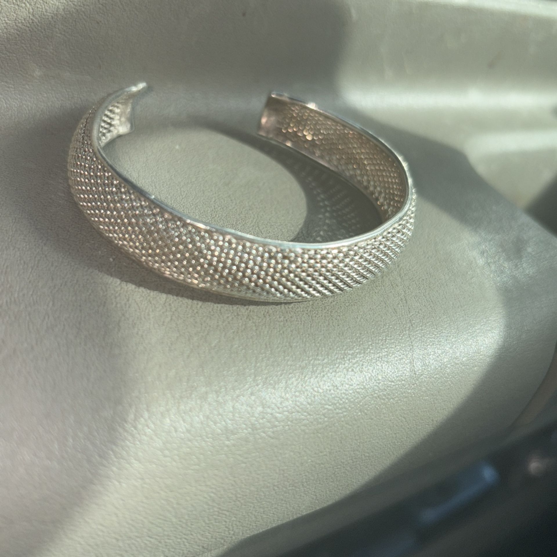 Vintage Tiffany & Co 925 Sterling Silver Mesh Bangle