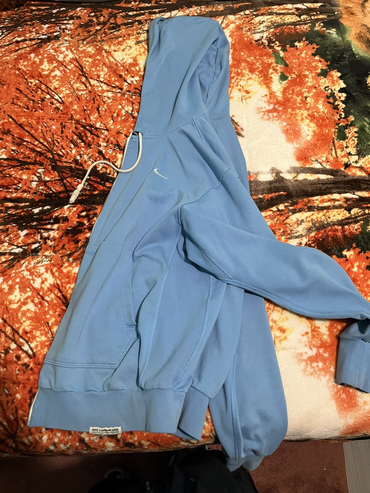 baby blue dry-fit nike tech