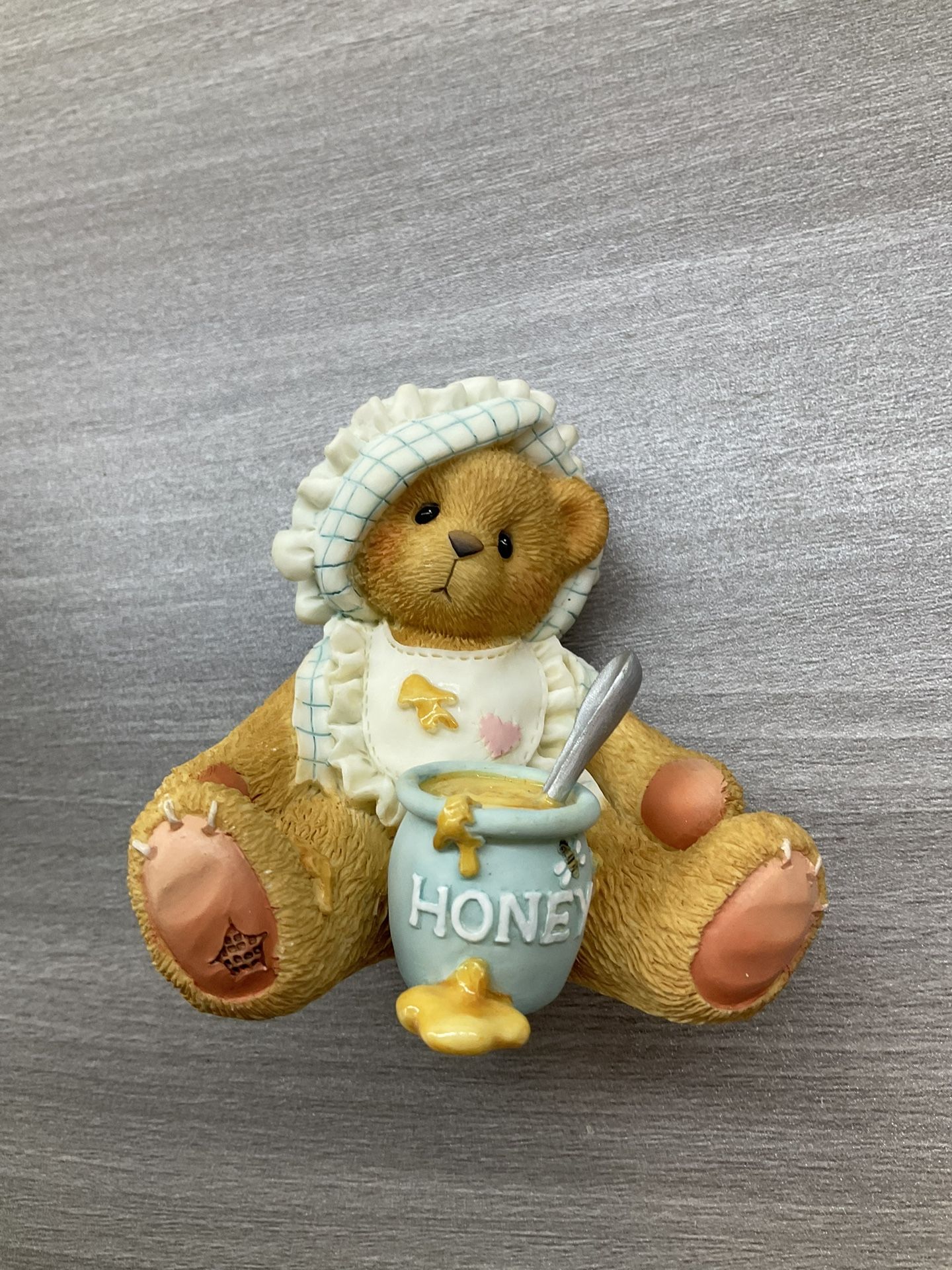 NIB CHERISHED TEDDIES 265799 KARA YOU’RE A HONEY OF A FRIEND FIGURINE